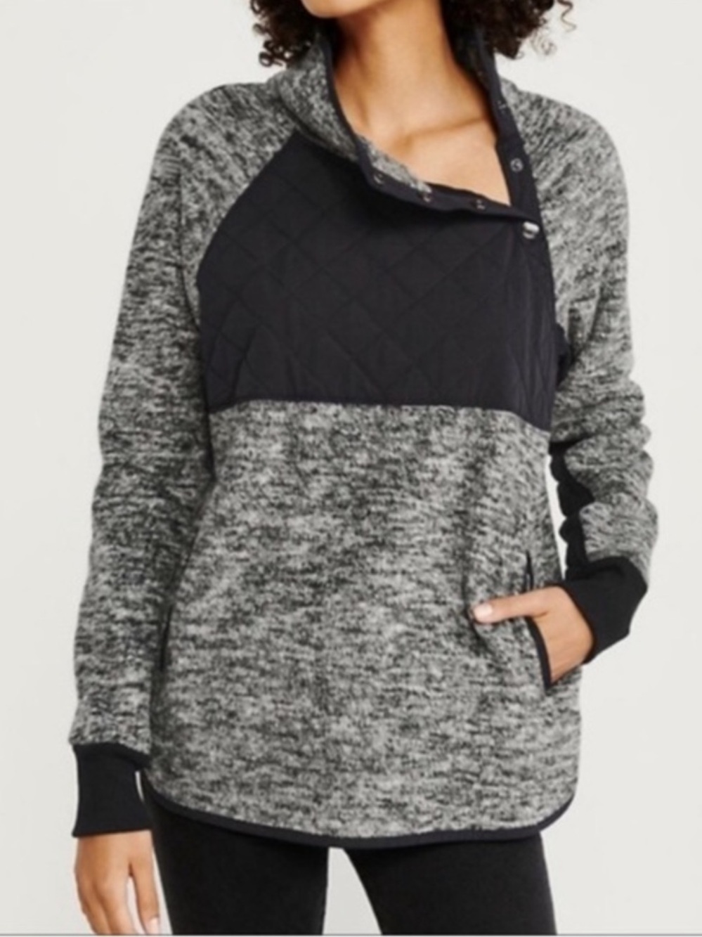 Abercrombie & Fitch Assymetric Women's Fleece Pullover Sweater Small grey/black